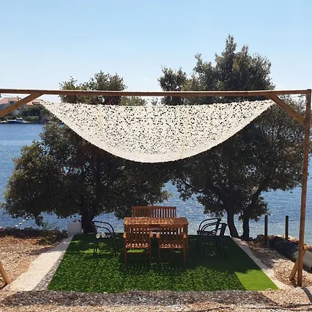 Glamping Larah Land 4 Star Glamping Adria *